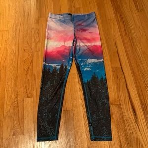 Terez forest and mountain leggings